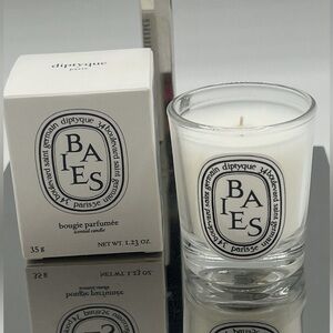 Diptyque Baies (Berries) mini candle
